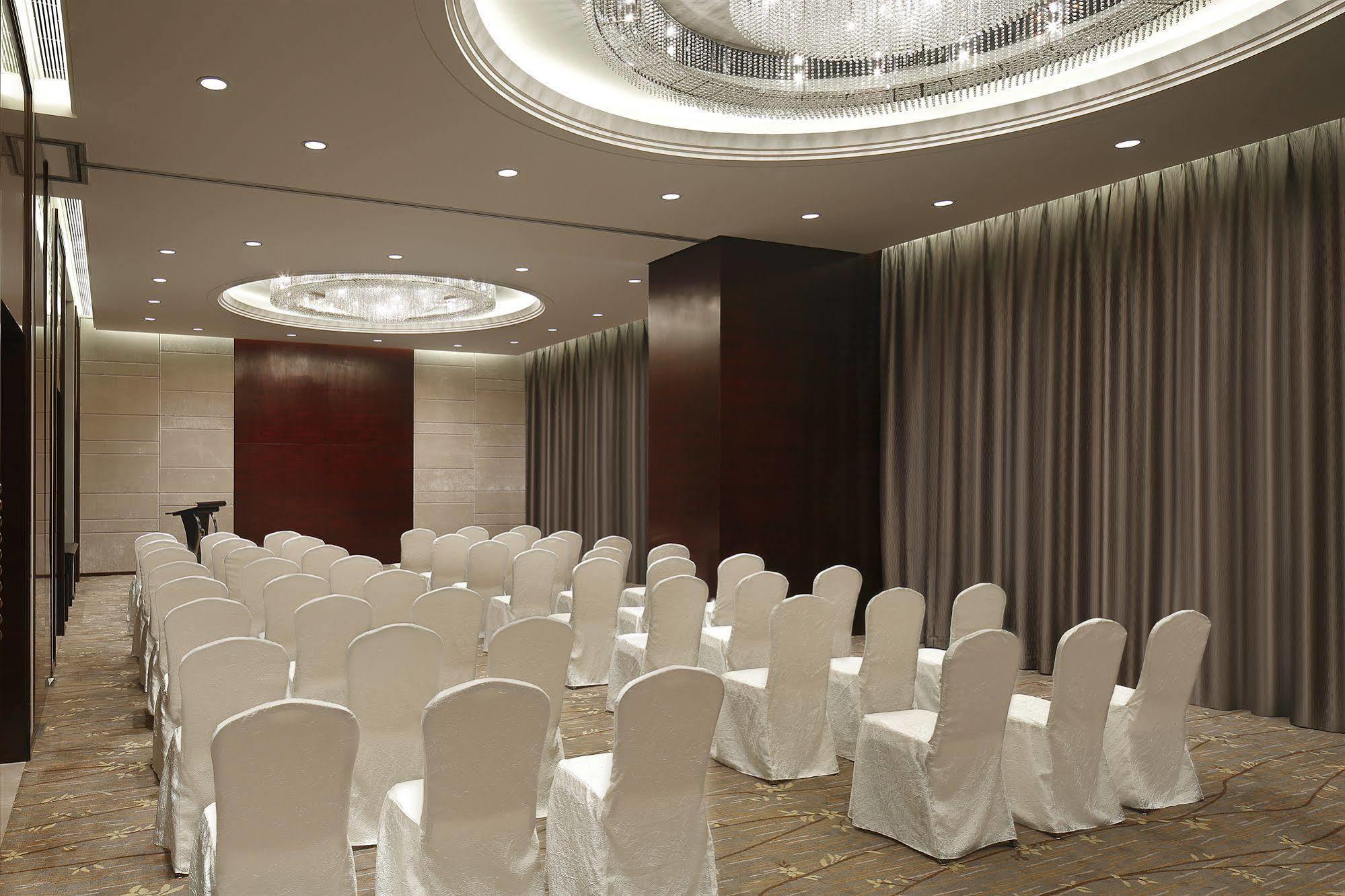 The Qube Hotel Shanghai -Close To Pudong International Airport And Disney Land Esterno foto